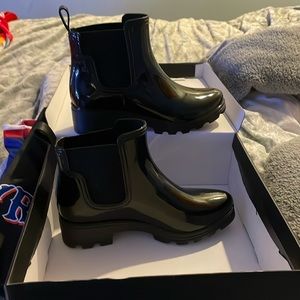 London Fog rain boots
